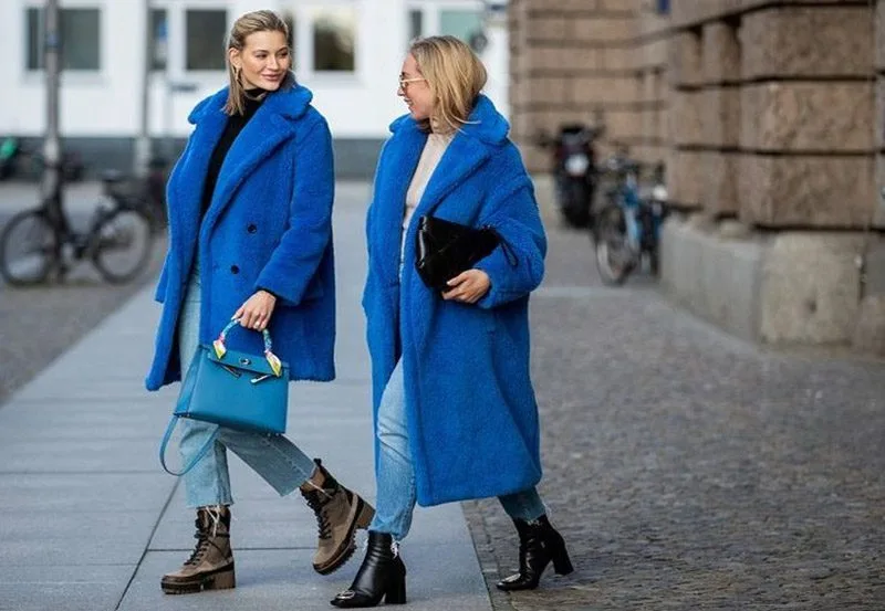 Bleu Pantone mode