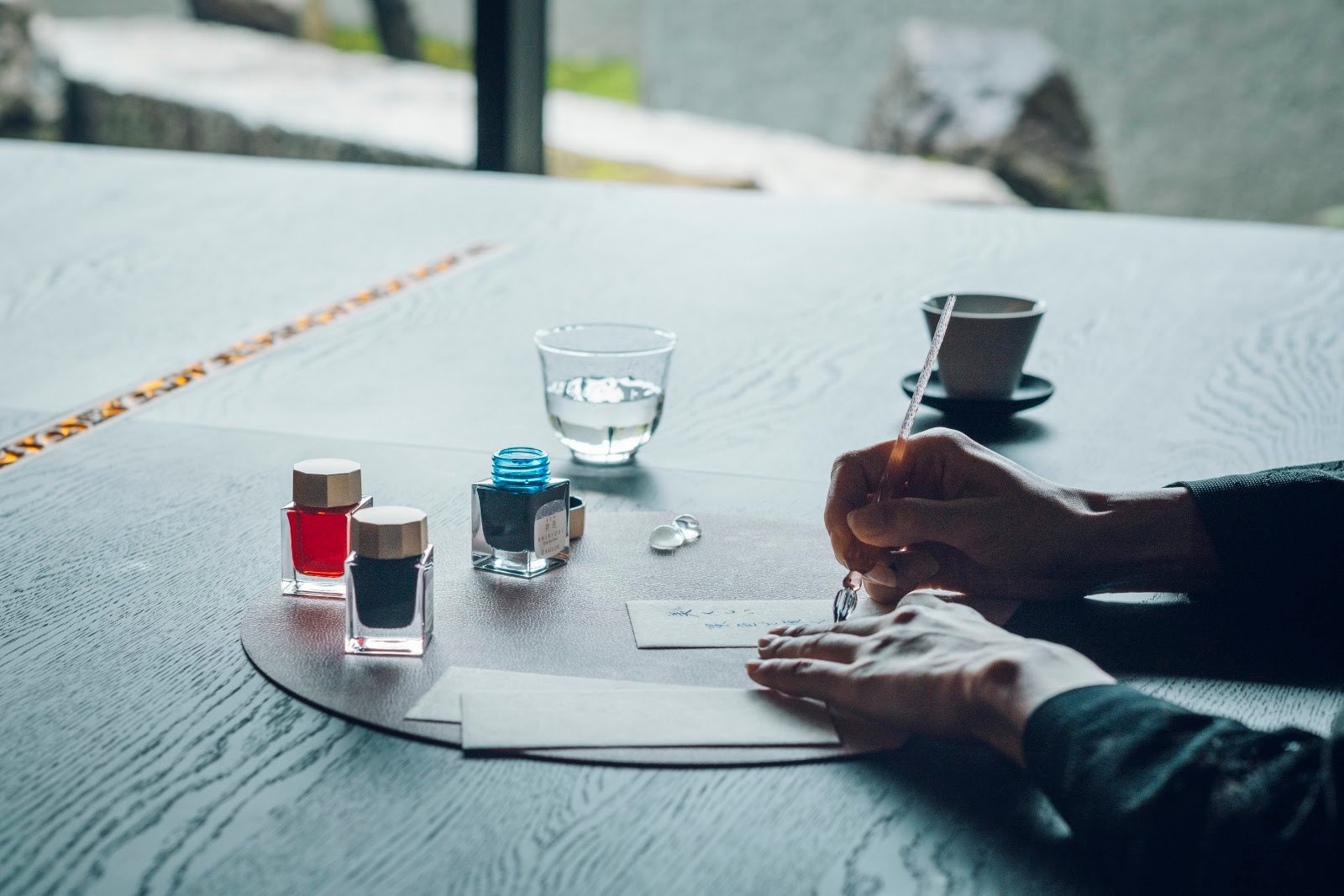 Atelier haïku Gotouchigaku avec stylos en verre à KAI Zao